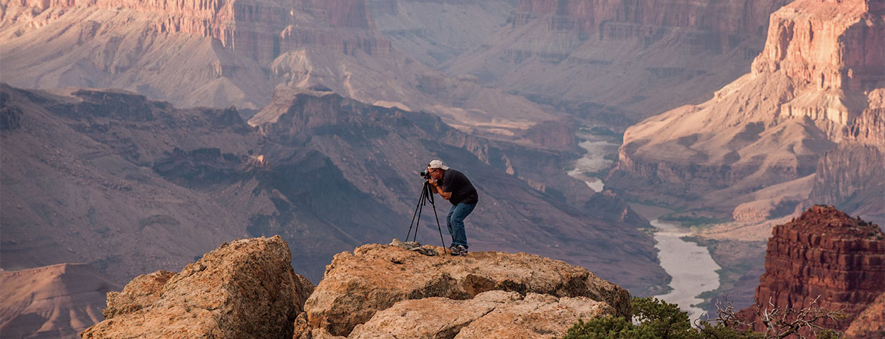 Image of photographer at Grand Canyon by Gary Ladd