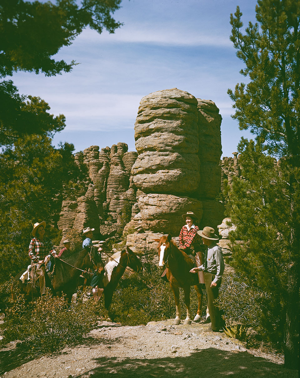 Photograph by Josef Muench (NAU Cline Library)