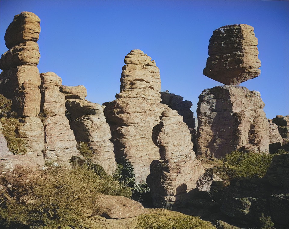 Photograph by Josef Muench (NAU Cline Library)