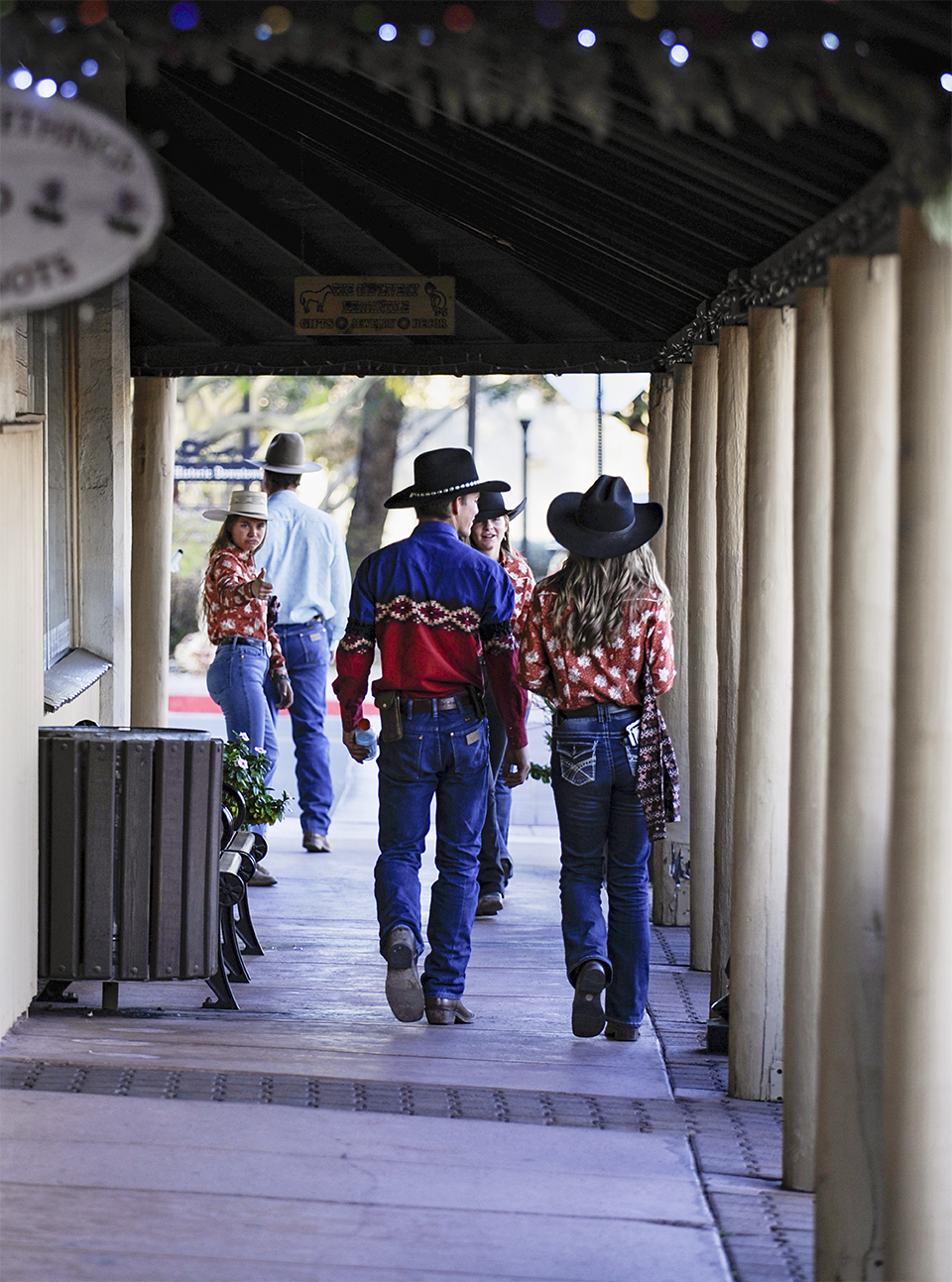Patrons gather before the Dave Stamey concert at the Sigler Western Museum. | Jeff Kida