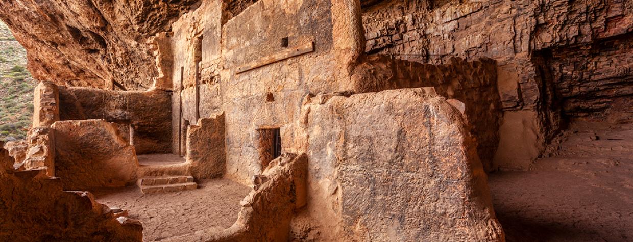 RIGHT: The Lower Cliff Dwelling at Tonto National Monument is the ruin most accessible to visitors. | Laurence Parent