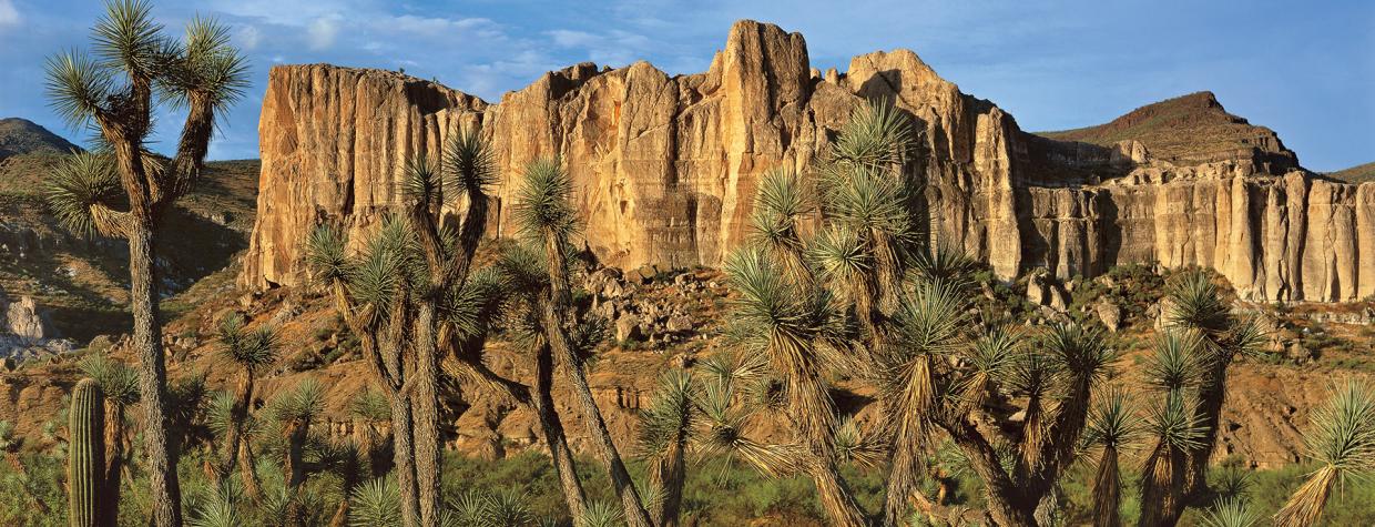 The stretch of U.S. Route 93 from Wikieup to Wickenburg features stunning scenery. | Neil Weidner