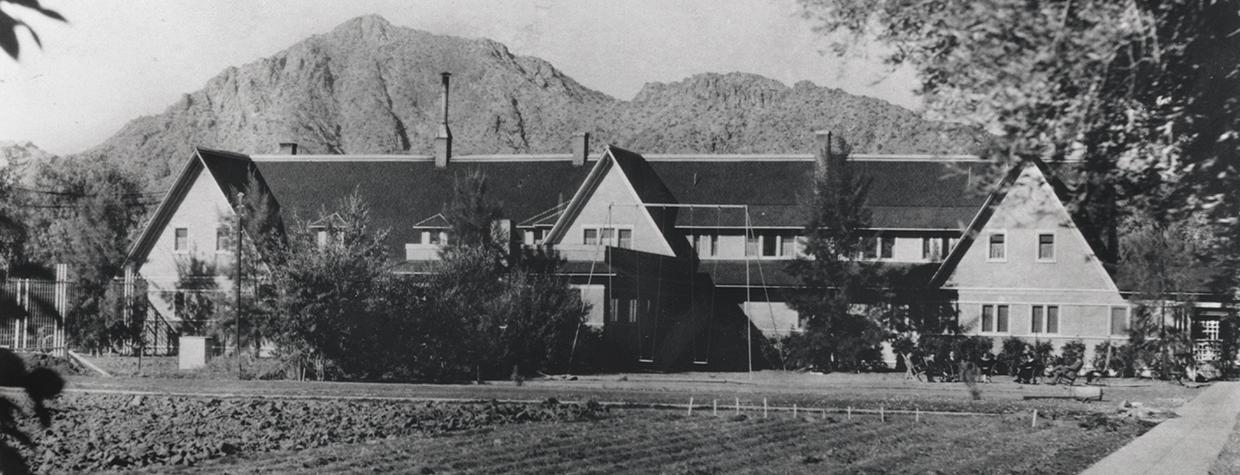 The Ingleside Inn stands near Camelback Mountain in an undated photo.