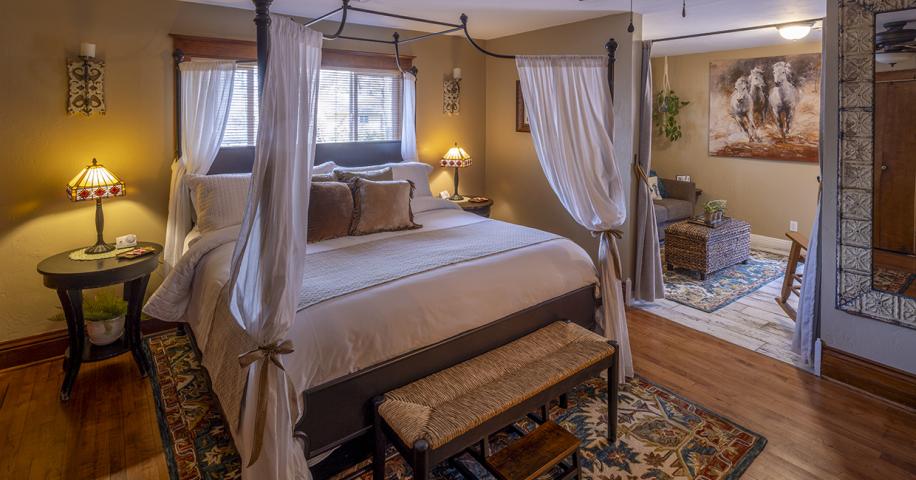 Arizona hill's The Kull White Mountain B&B | Arizona Highways