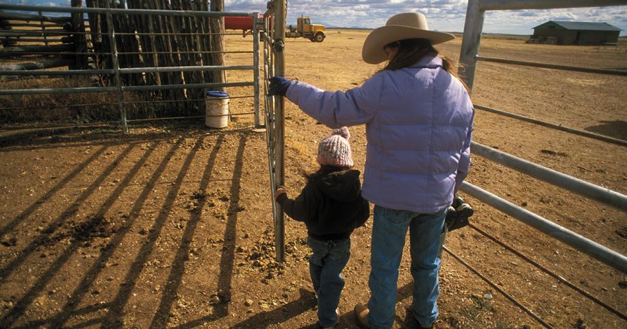 Ranch Women | Arizona Highways