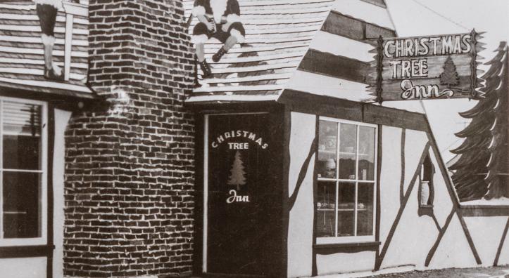 Photograph of the Christmas Tree Inn, Santa Claus, Arizona.