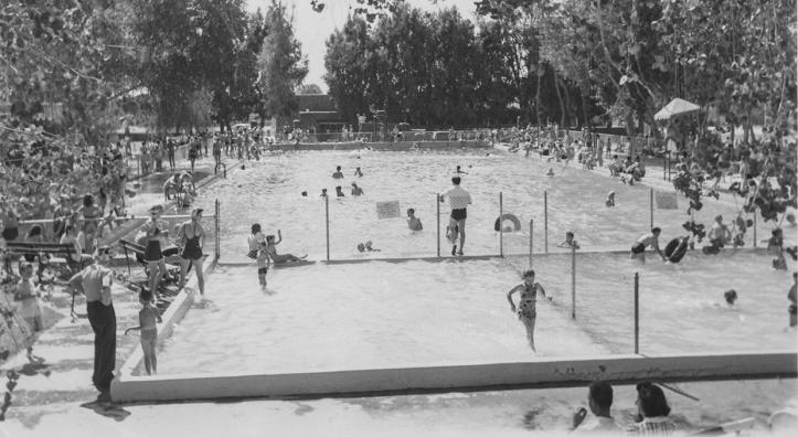 Swimmers enjoy the Tempe Beach pool in 1943, 20 years after it opened. | TEMPE HISTORY MUSEUM