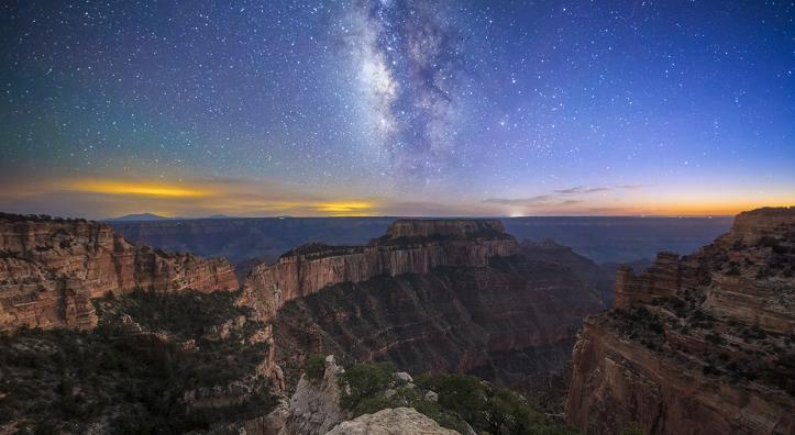 Stars and the Milky Way fill the night sky over Wotans Throne in a view from Cape Royal, on the Grand Canyon’s North Rim. The Canyon’s world-renowned dark skies have made it a haven for stargazers — and, since 2021, the home of an astronomer-in-residence program sponsored by Grand Canyon Conservancy. | Sean Parker