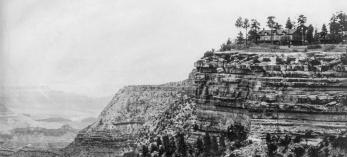 The Grandview Hotel, which overlooked the Canyon at the South Rim’s Grandview Point, became part of Hearst’s portfolio in 1913. |  Library of Congress