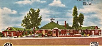 Hand-painted vintage linen postcard shows the front view of Flagstaff's Motel Du Beau. Artwork by Motel Du Beau